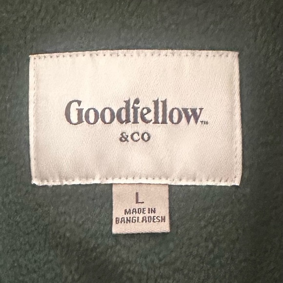 GOODFELLOW Men’s  Green Lightweight Puffer Vest - Size L - Picture 7 of 7